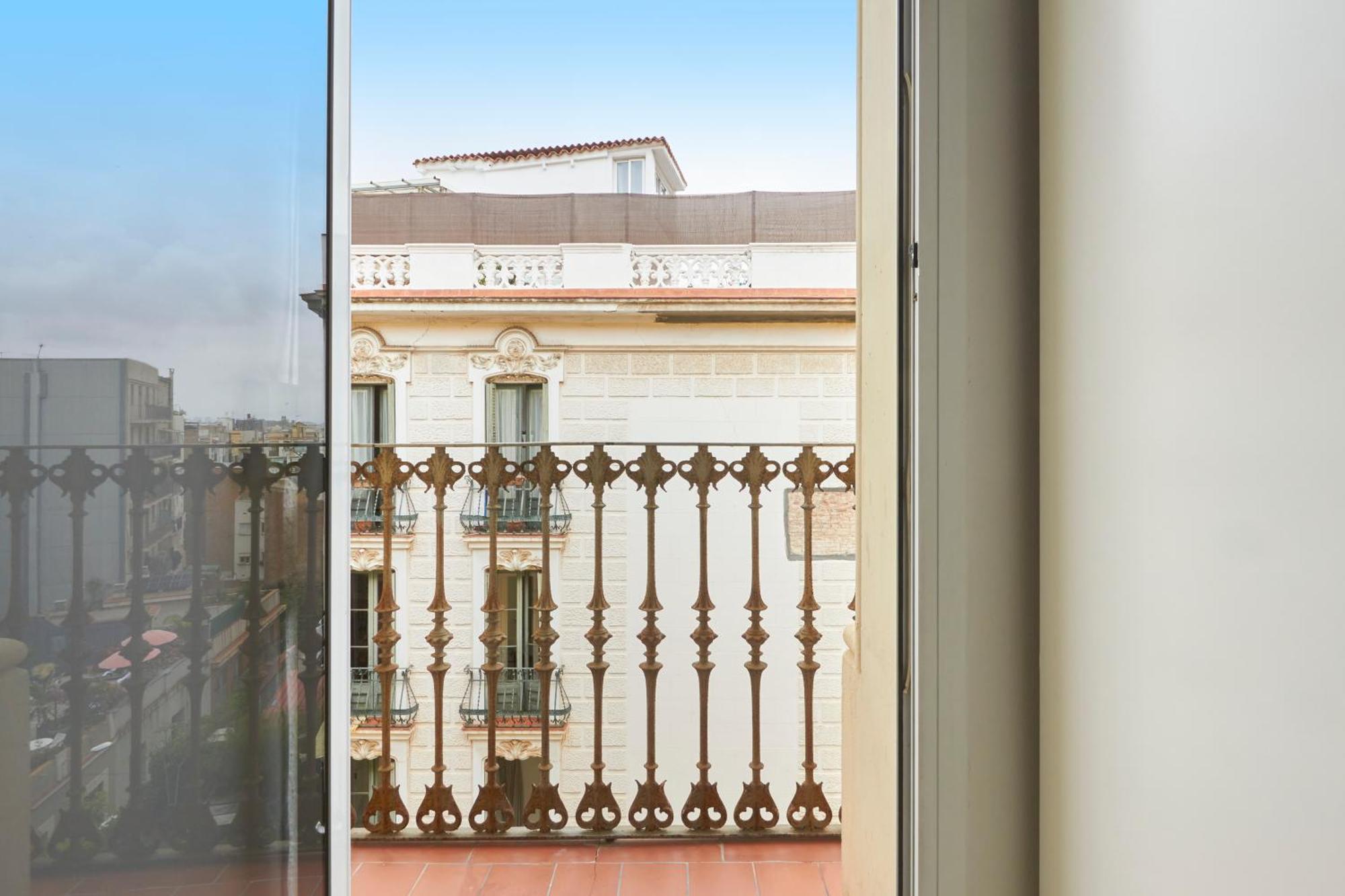Ma Bright Apartment Next To Parc De Montjuic Barcelona Luaran gambar